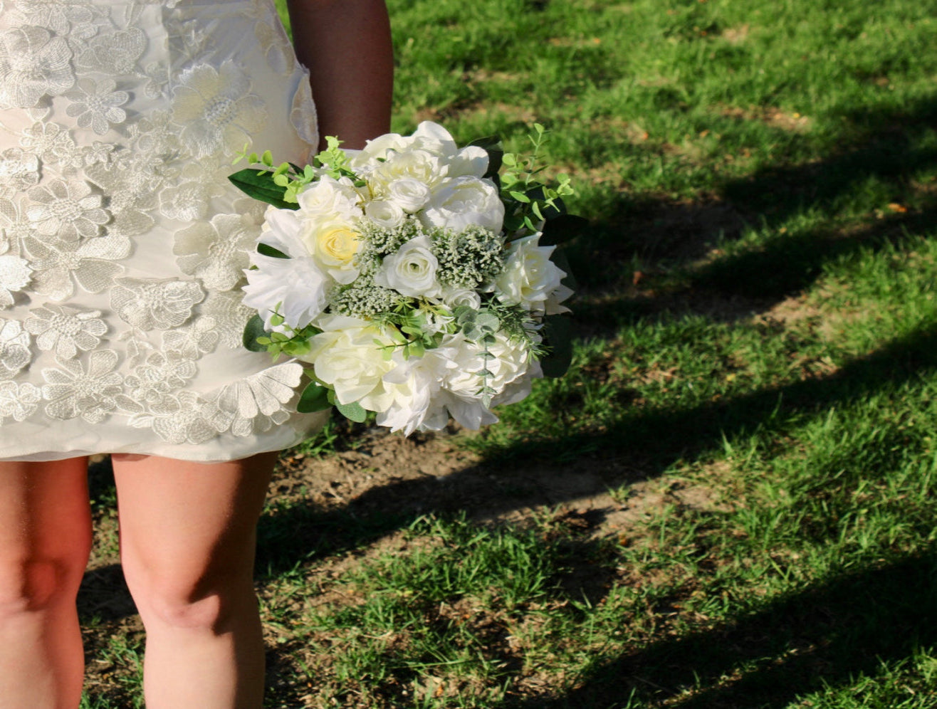 Bridal Bouquets - Traditional