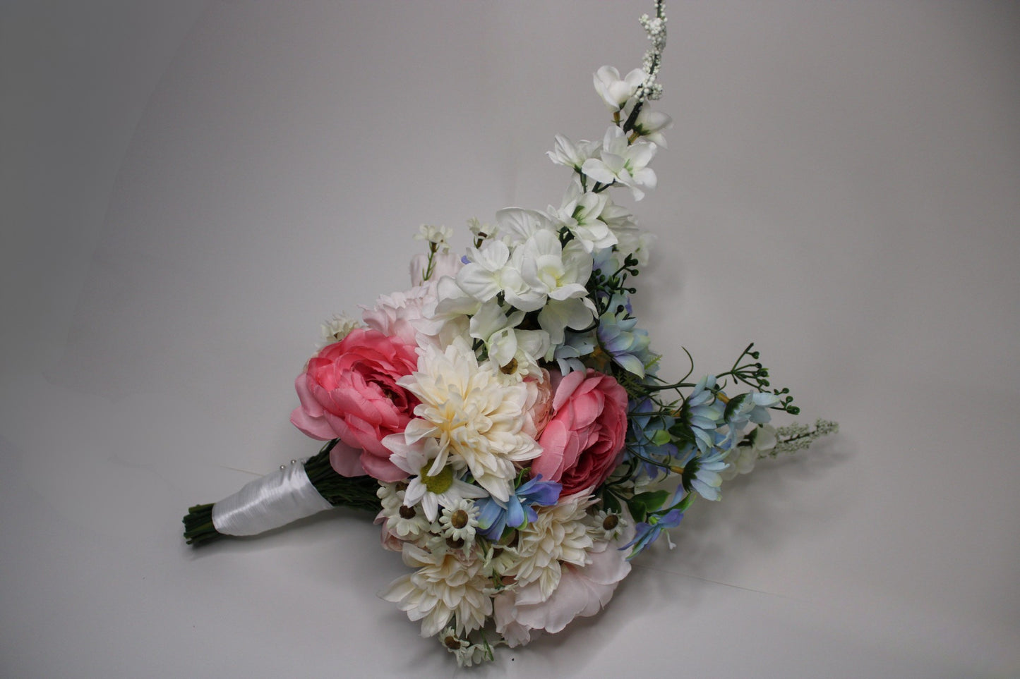 Bridal Bouquets - Traditional